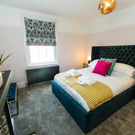 The Captains At Rounton By Maison Parfaite- Sea Views - Parking - Robin Hoods Bay * Robin Hood's Bay
