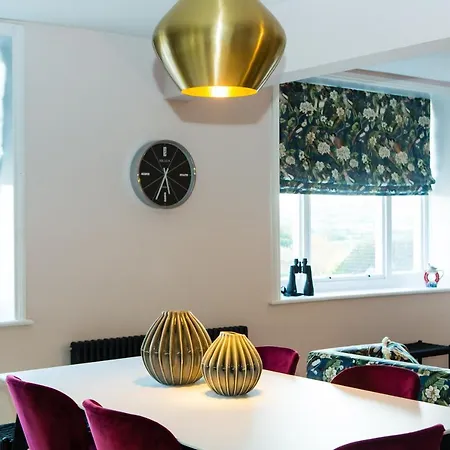 The Captains At Rounton By Maison Parfaite- Sea Views - Parking - Robin Hoods Bay