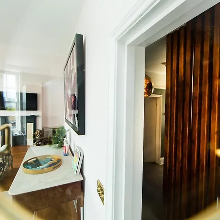 The Captains At Rounton By Maison Parfaite- Sea Views - Parking - Robin Hoods Bay